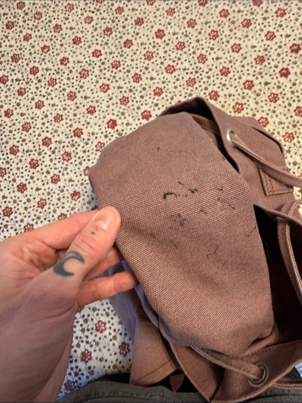 Baggu Drawstring Backpack - Picture 4 of 6